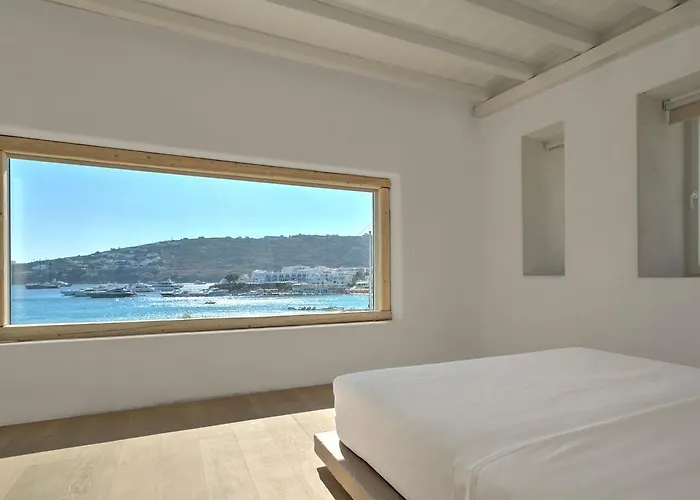 Beachfront Mykon וילה