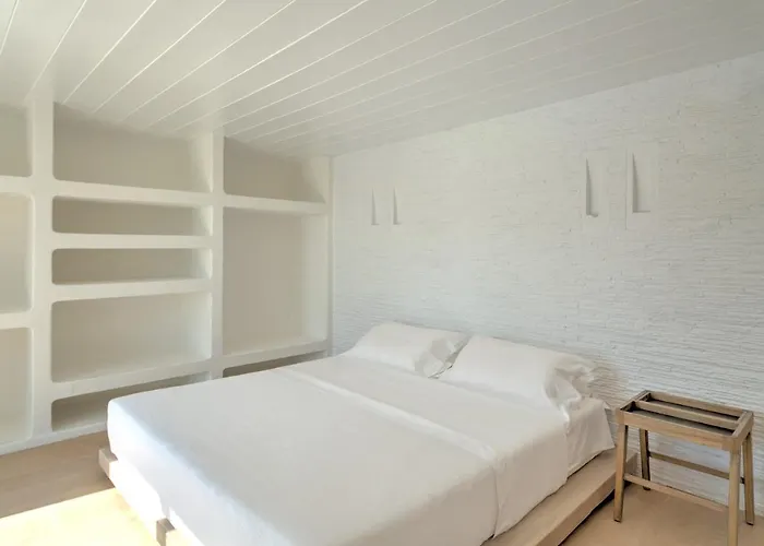 Beachfront Mykon וילה *